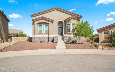 6433 Sara Beth Pl, El Paso, TX 79932