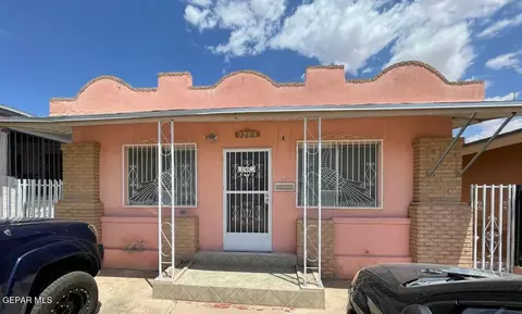 3205 Mountain Ave, El Paso, TX 79930