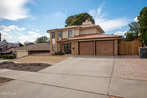 729 Villa Flores Dr, El Paso, TX 79912