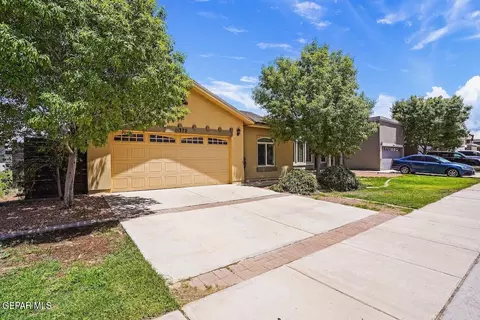 11372 Bullseye St, El Paso, TX 79934