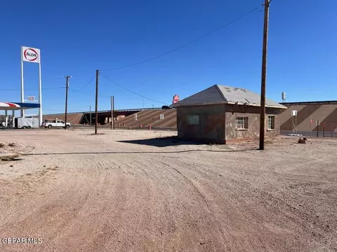 409 Ash St, Van Horn, TX 79855