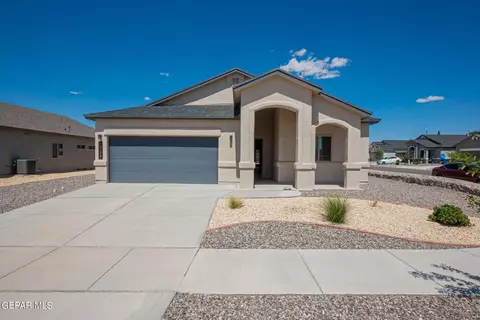 10128 Christmas Cactus Pl, Socorro, TX 79927