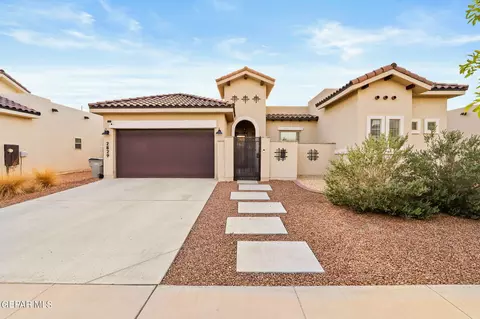 2829 Tierra De Moyo Pl, El Paso, TX 79938