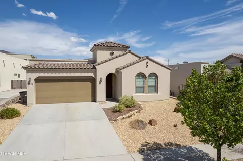7328 Steve Degroat Ln, El Paso, TX 79911