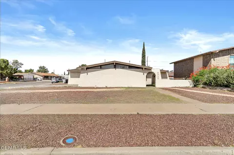 2317 Chaswood St, El Paso, TX 79935