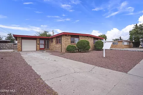 5945 Manila Dr, El Paso, TX 79924