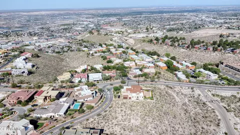 409 San Clemente Dr, El Paso, TX 79912