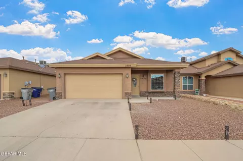 2308 Tierra Humeda Dr, El Paso, TX 79938