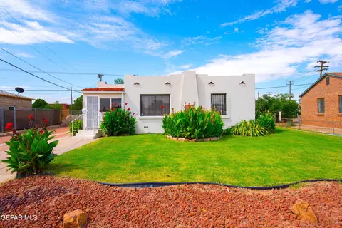 141 Miller Cir, El Paso, TX 79915