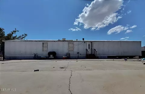14501 Hendrik Dr, Horizon City, TX 79928