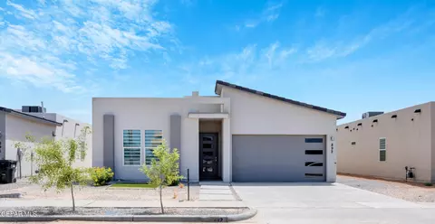 892 Chillington Rd, Horizon City, TX 79928