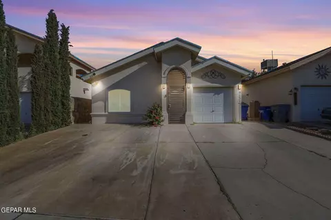 9137 Texas Red Dr, El Paso, TX 79907