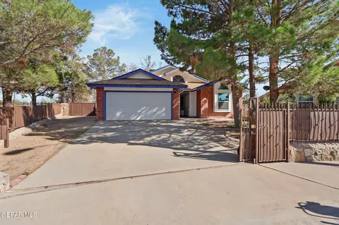 14020 Lago Grande Dr, Horizon City, TX 79928