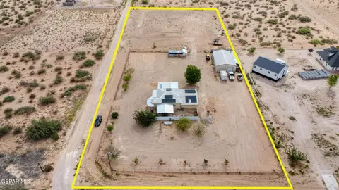 15402 Gus Hickerson Dr, Clint, TX 79836