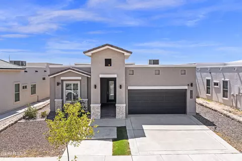 221 Emerald Tower Dr, El Paso, TX 79928