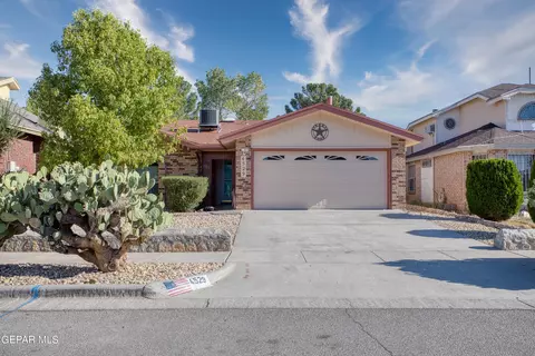 4529 Loma Grande Dr, El Paso, TX 79934