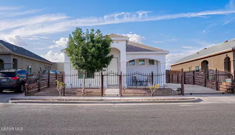14369 Chris Zingo Ln, Horizon City, TX 79928