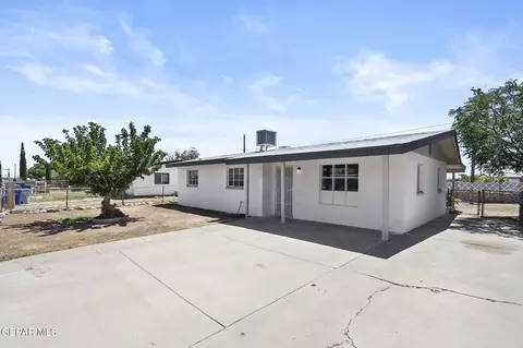 5220 Sun Valley Dr, El Paso, TX 79924