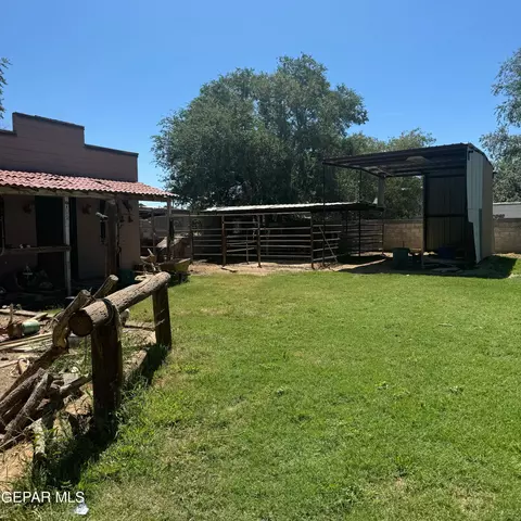Exterior - 15841 North Loop, Fabens, TX 79838 photo 2 of 4