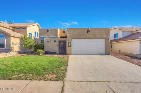 12528 Wolf Berry Dr, El Paso, TX 79928