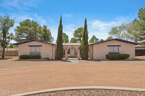 4821 Caseta Rd, El Paso, TX 79922