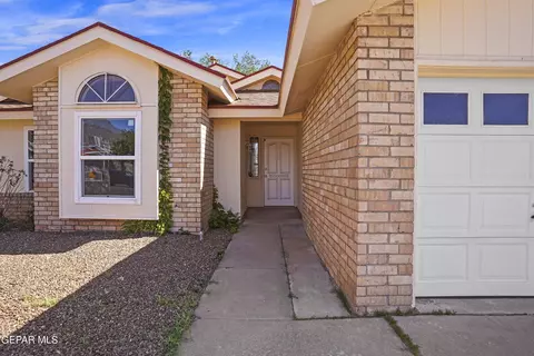 4677 Round Rock Dr, El Paso, TX 79924