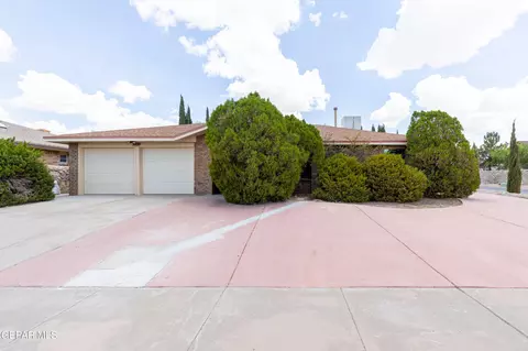 3200 Hickman St, El Paso, TX 79936