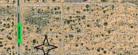 4 Loopez Dr, El Paso, TX 79938
