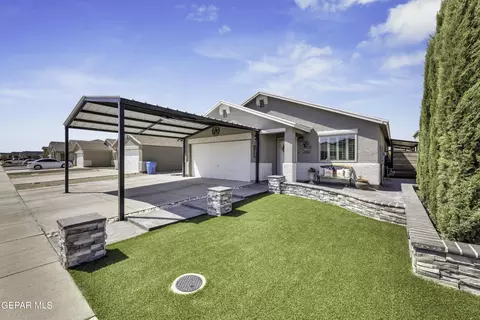 11530 Flor Celosia, Socorro, TX 79927