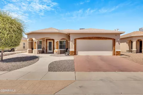 14617 Long Shadow Ave, El Paso, TX 79938