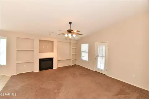 Living - 6244 Spotted Eagle Dr, El Paso, TX 79924 photo 6 of 9