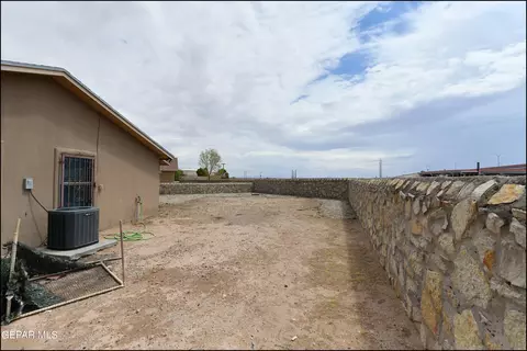 Exterior - 6244 Spotted Eagle Dr, El Paso, TX 79924 photo 7 of 8