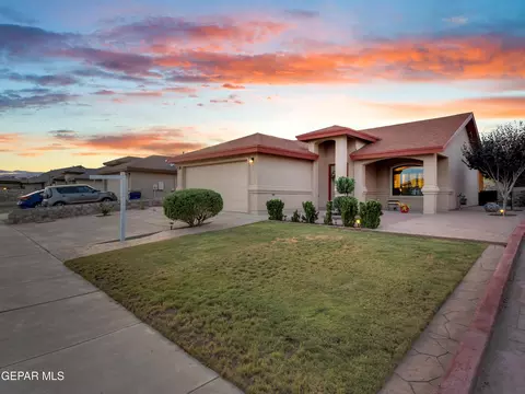 14153 Honey Point Dr, El Paso, TX 79938