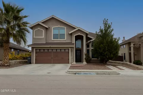 5009 Moon Ranch Ln, El Paso, TX 79934