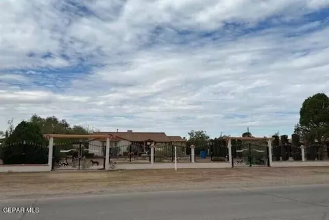11206 Middle Drain Rd, El Paso, TX 79927