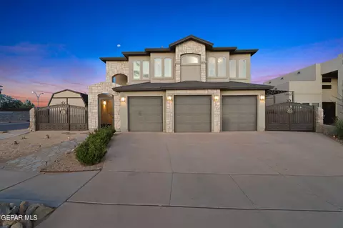 1118 Ismael Robles Way, El Paso, TX 79928