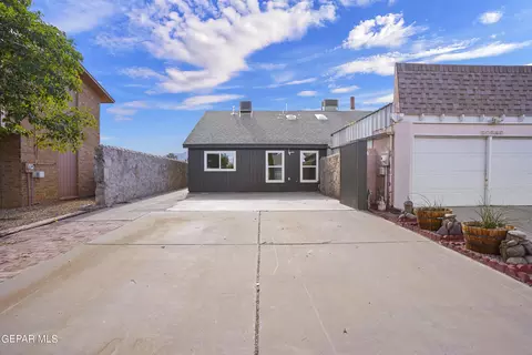 10845 Quartz St, El Paso, TX 79924
