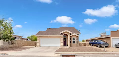 780 Desert Spring Dr, Horizon City, TX 79928