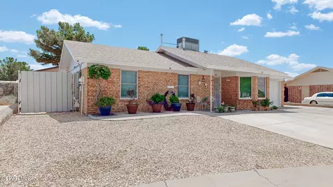 11504 David Lee Ct, El Paso, TX 79936