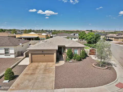 5819 London Dr, Santa Teresa, NM 88008