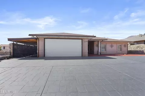 4376 Loma De Oro Dr, El Paso, TX 79934