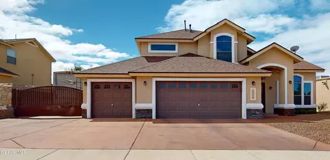 13456 Emerald Falls Dr, Horizon City, TX 79928