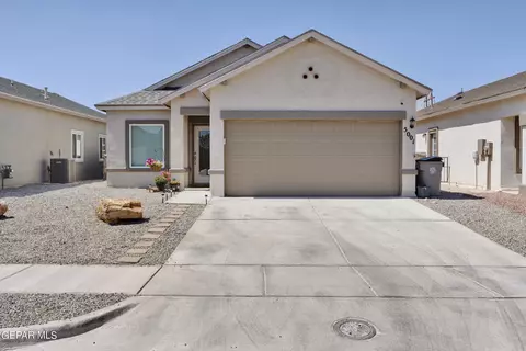 5001 Marcella Santillana, El Paso, TX 79938
