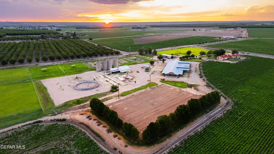 1401 S Vinton Rd, Anthony, TX 79821 134 Photos Movoto