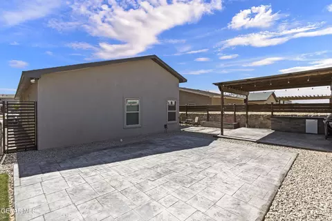 Exterior - 3360 David Palacio Dr, El Paso, TX 79938 photo 6 of 8