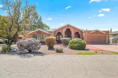 5627 W Valley Cir, El Paso, TX 79932