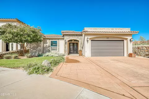 5824 Sundale Rd, El Paso, TX 79912
