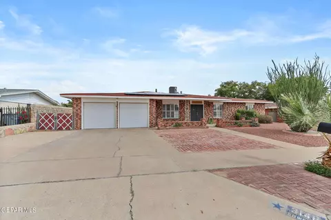 3148 Edgerock Dr, El Paso, TX 79935