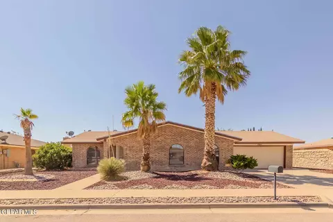 1905 Bayview Lane Ln, El Paso, TX 79936