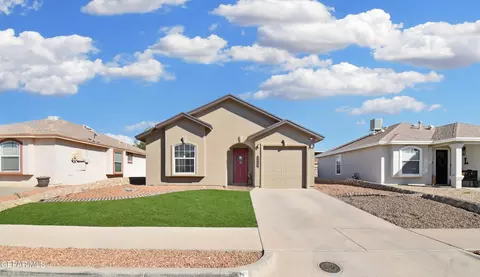 3316 Scarlet Point Dr, El Paso, TX 79938